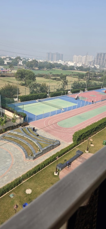 Swimming Pool in 2 BHK Apartment at BPTP Discovery Park, Sector 80 – for Rent