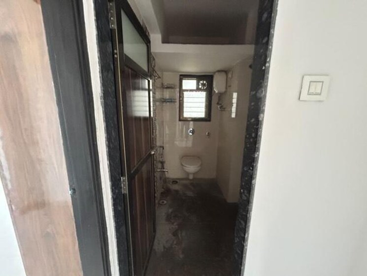 Bathroom, harshal-devchhaya 2 Bedroom 671 Sq.Ft. Apartment In Dahisar East Mumbai 8779055