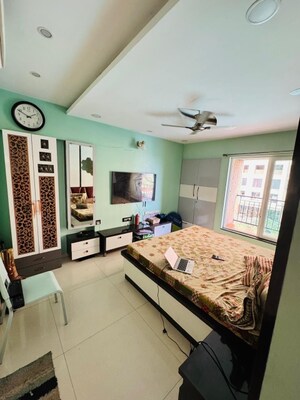 Bedroom in 2 BHK Apartment at Rustomjee Urbania Azziano, Thane West – for Sale