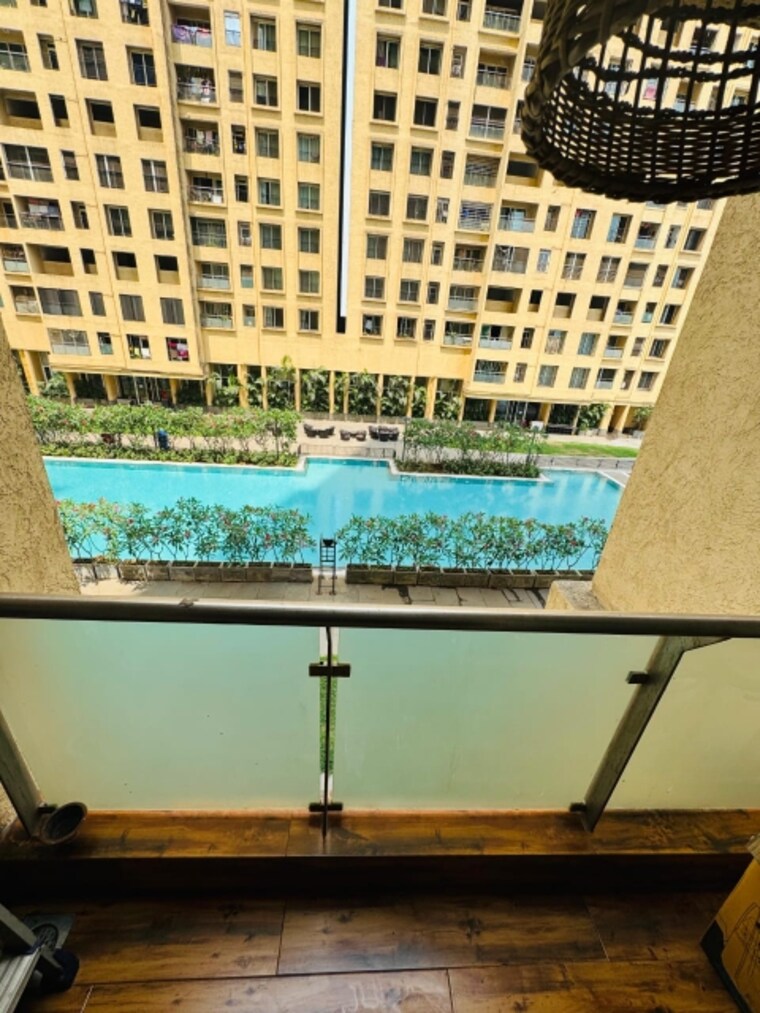 Swimming Pool, rustomjee-urbania-azziano 2 Bedroom 775 Sq.Ft. Apartment In Thane West Thane 8779137
