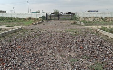 Plot For Sale in Jewar