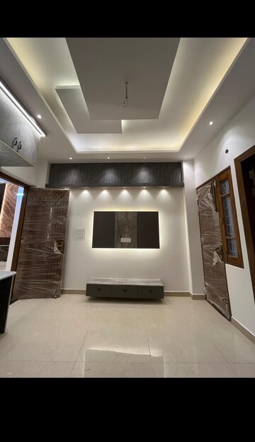Building Lobby in 5 BHK Villa at Niranjanpur – for Sale