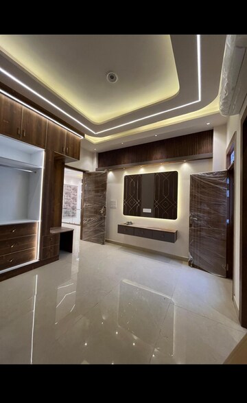 Kitchen in 5 BHK Villa at Niranjanpur – for Sale