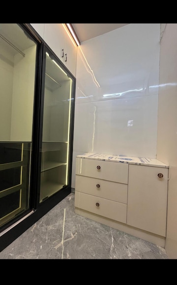 Bathroom in 5 BHK Villa at Niranjanpur – for Sale