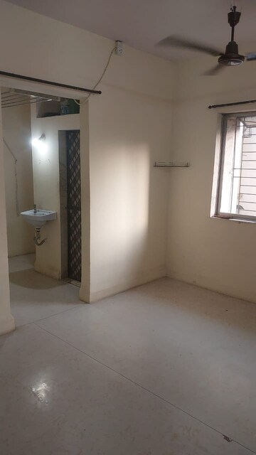 Room in 1 BHK Apartment at Shree Sai Usha Complex, Bhandup West – for Rent
