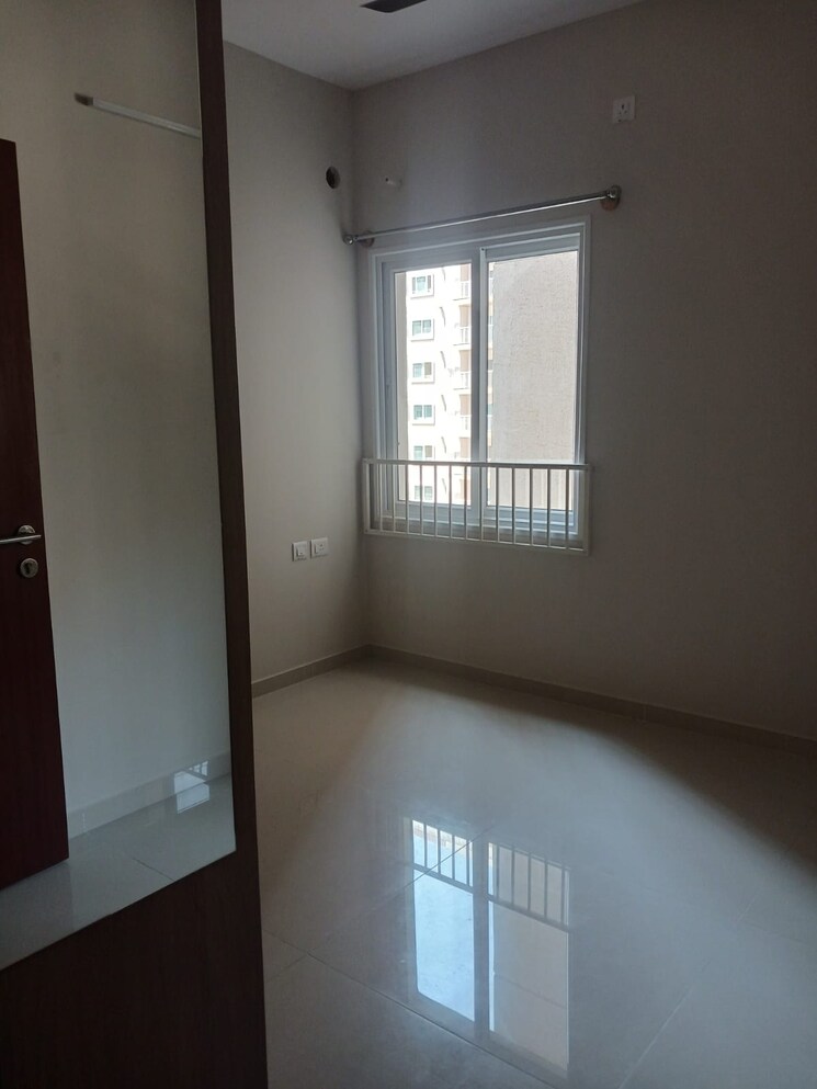 Room, lnt-raintree-boulevard 3 Bedroom 1700 Sq.Ft. Apartment In Hebbal Bangalore 8779232