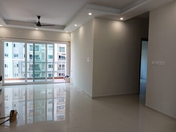 Room in 3 BHK Apartment at LnT Raintree Boulevard, Hebbal – for Rent