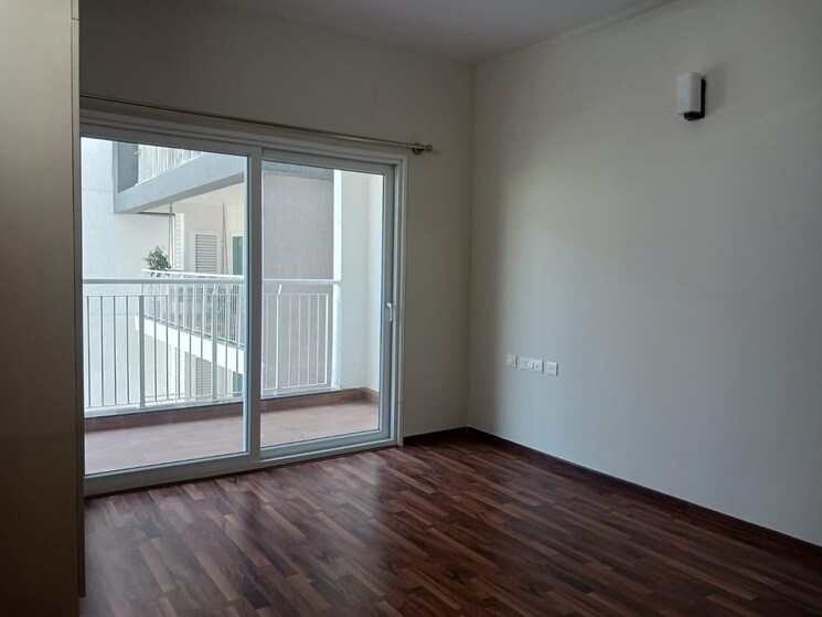 Room, lnt-raintree-boulevard 3 Bedroom 1700 Sq.Ft. Apartment In Hebbal Bangalore 8779232