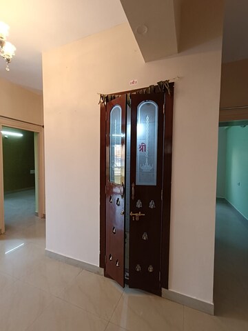 Furnished Amenities in 3 BHK Apartment at Sahakara Nagar – for Rent