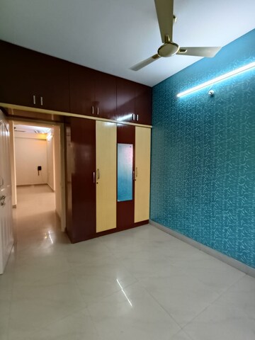 Room in 3 BHK Apartment at Sahakara Nagar – for Rent