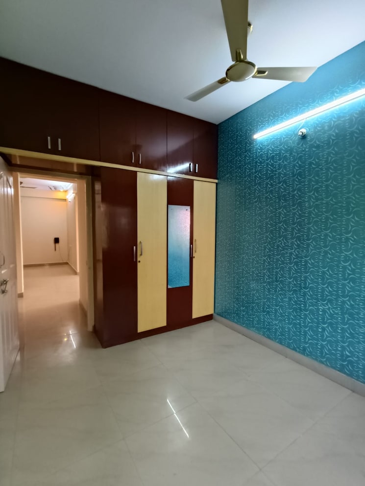 Room, sahakara nagar 3 Bedroom 1550 Sq.Ft. Apartment In Sahakara Nagar Bangalore 8779053