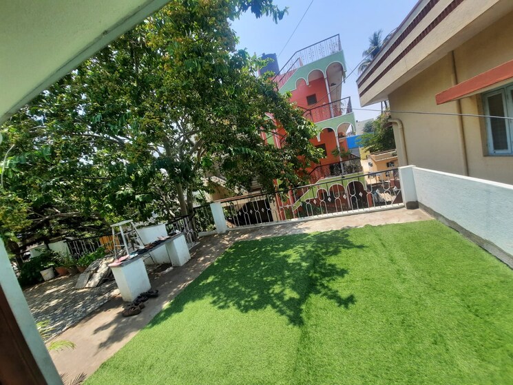 Garden, kaval byrasandra 6 Bedroom 1600 Sq.Ft. Independent House In Kaval Byrasandra Bangalore 8779257