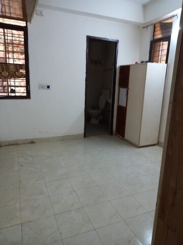 1.5 BHK Apartment For Rent in Ninex RMG Residency, Sector 37c