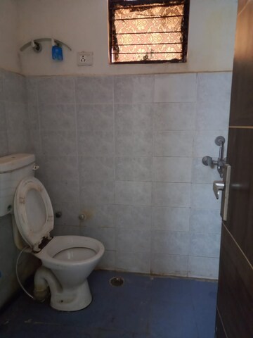 Bathroom in 1.5 BHK Apartment at Ninex RMG Residency, Sector 37c – for Rent