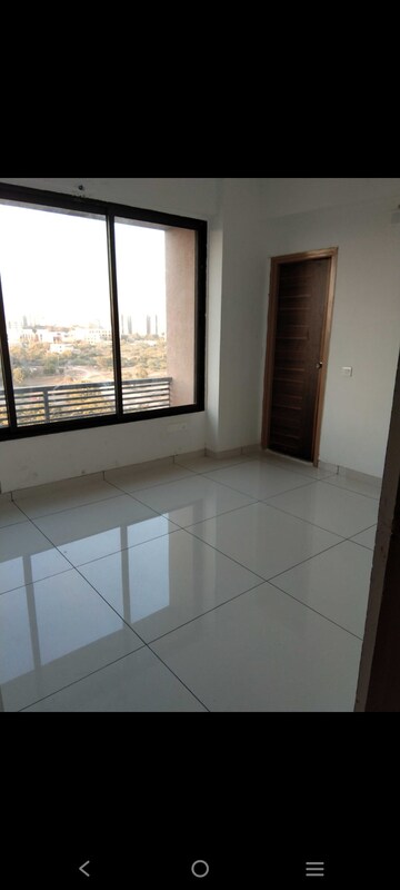 Room in 3 BHK Apartment at B Kesar Atman Residency, Jagatpur – for Rent