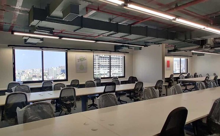 Team Area, vijay nagar Commercial Office Space 1000 Sq.Ft. In Vijay Nagar Indore 8779296