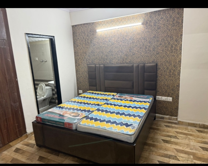 2 BHK Apartment For Rent in Maxblis White House