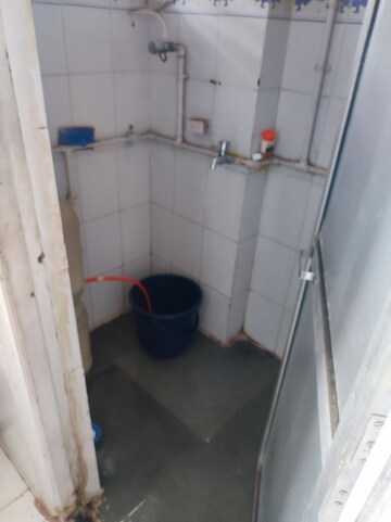 Bathroom in 1 RK Apartment at Andheri East – for Rent
