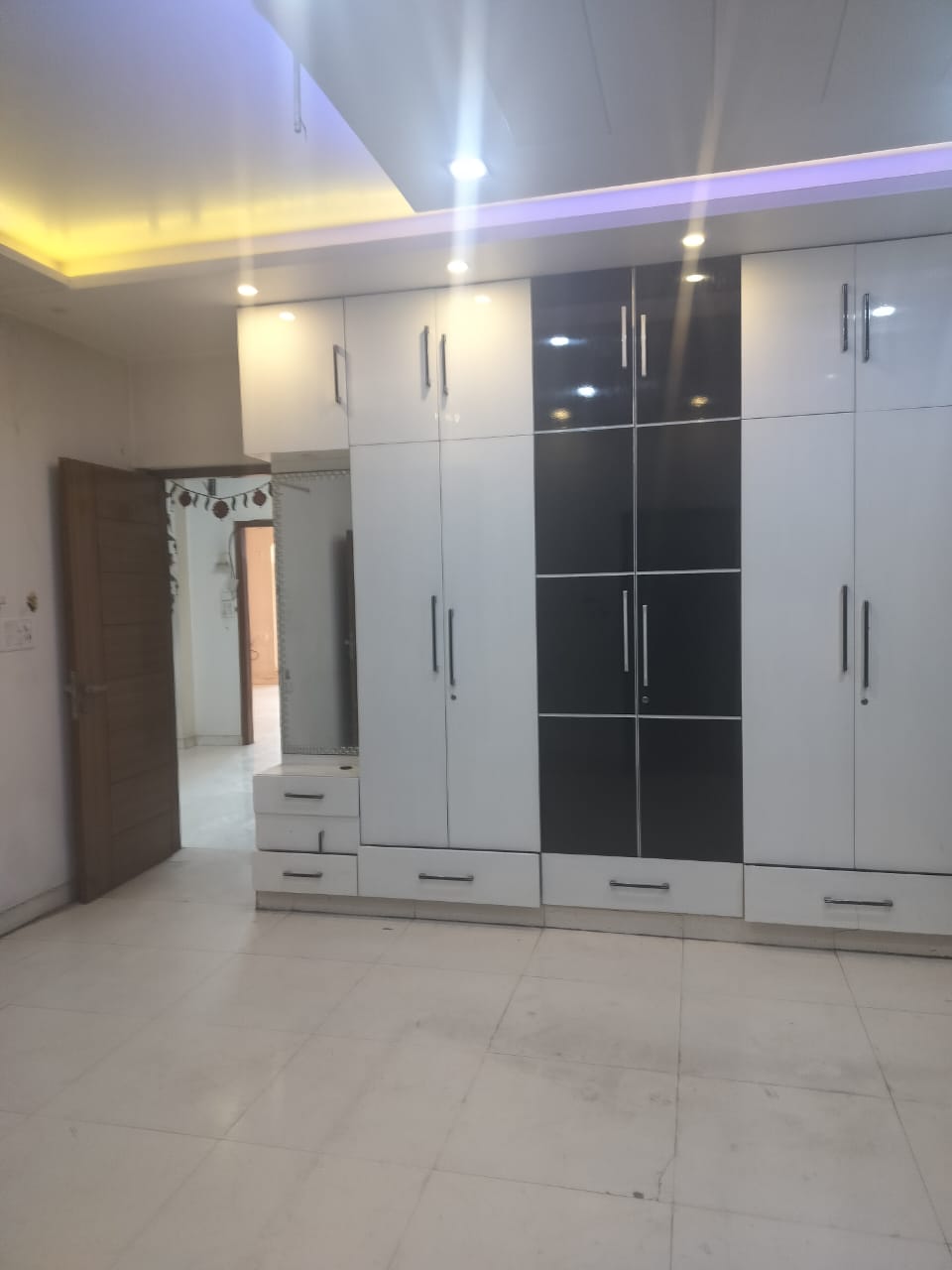 3 BHK Builder Floor For Rent in Vikas Puri