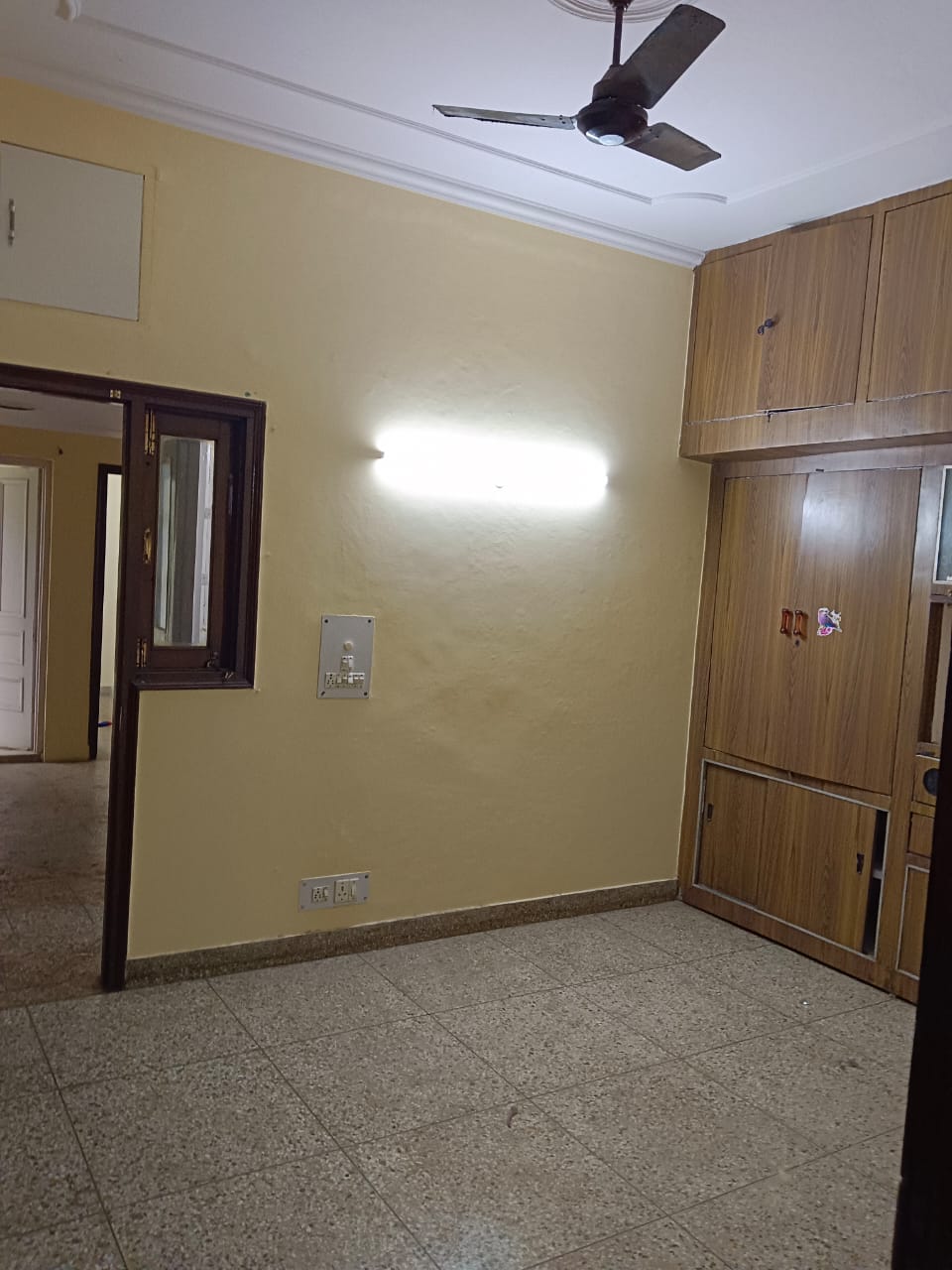 2 BHK Builder Floor For Rent in Amar Colony