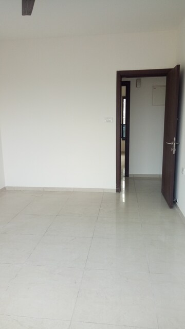Room in 3 BHK Apartment at Mahindra Lifespaces Antheia, Pimpri – for Rent