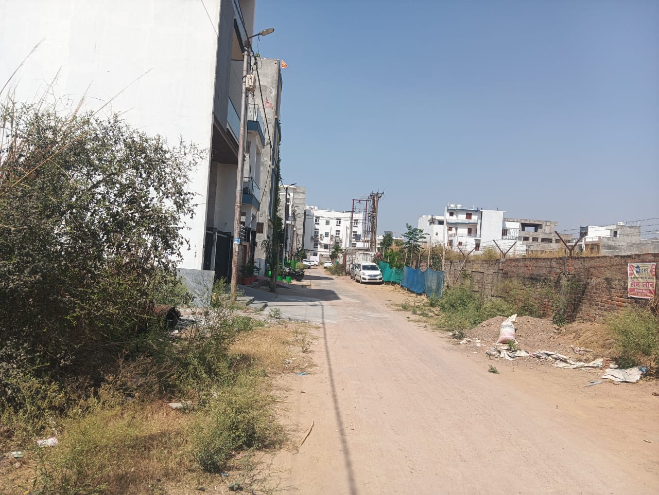 Plot For Sale in Arjun Enclave Arjunganj