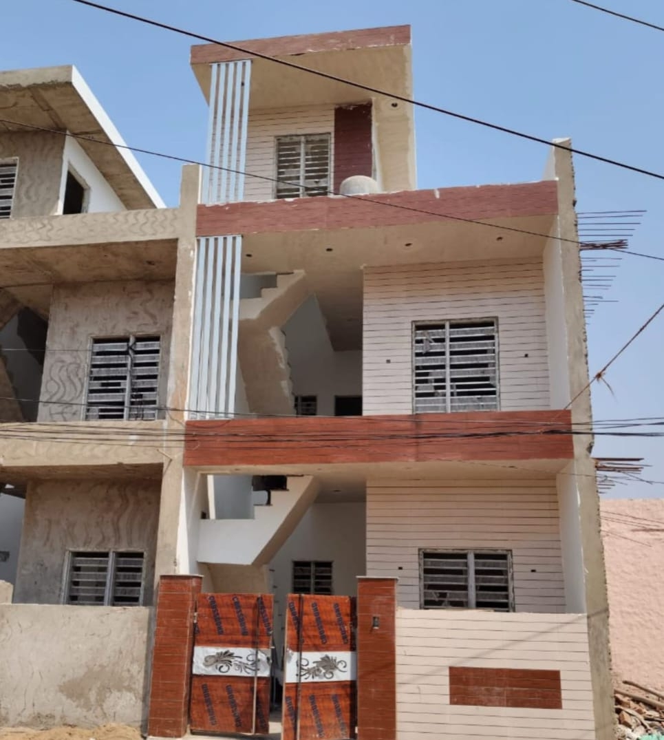 3 BHK + Servant Room,Study Room,Extra Room Independent House For Sale in Badala Road Kharar 