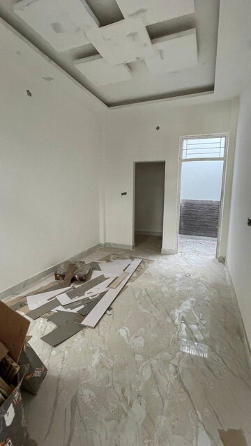 Room in 2 BHK Independent House at Rai Enclave, Deva Road – for Sale