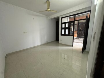 Room in 3 BHK Apartment at Kishangarh – for Rent