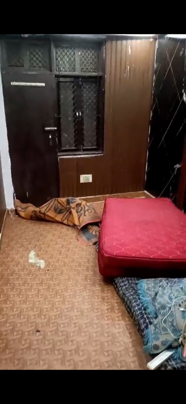 undefined, new ashok nagar 2.5 Bedroom 600 Sq.Ft. Builder Floor In New Ashok Nagar Delhi 8779480