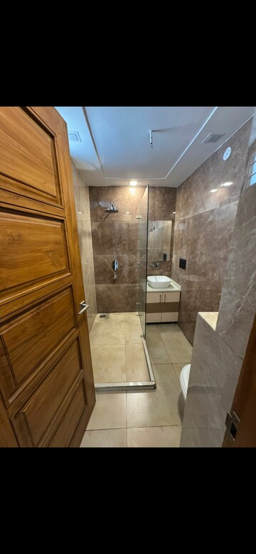Bathroom in 3 BHK Builder Floor at BPTP Park Central, Sector 85 – for Rent