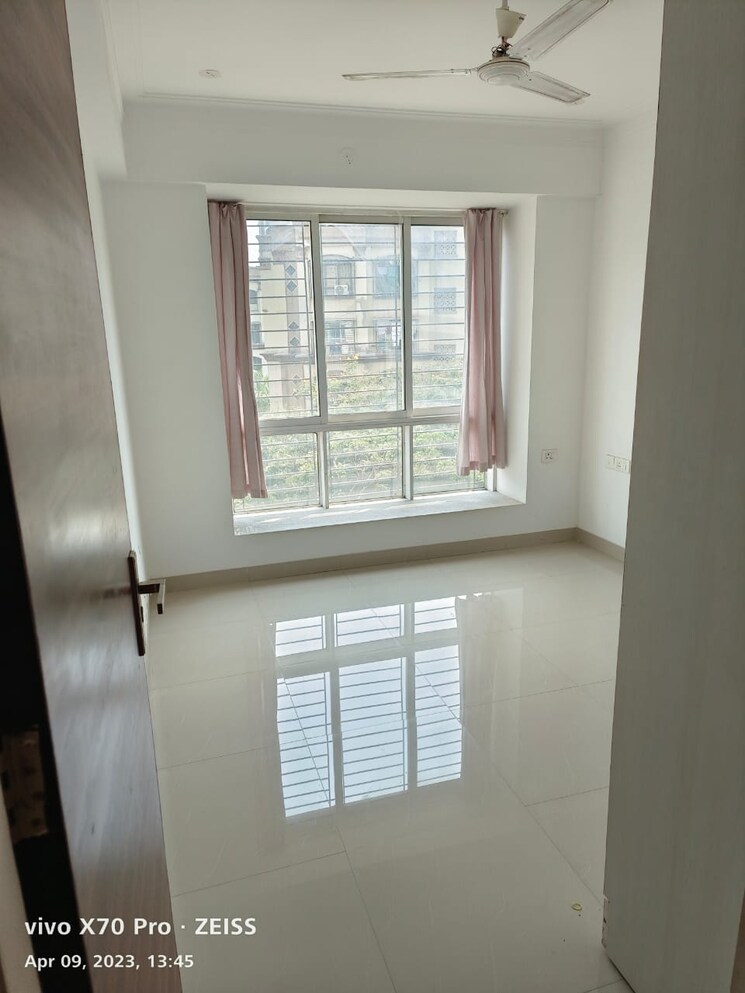 Room, nahar-amrit-shakti-water-lily-and-white-lily 2 Bedroom 690 Sq.Ft. Apartment In Chandivali Mumbai 8779521
