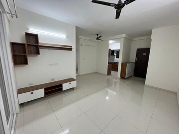 Room in 2 BHK Apartment at Godrej Aqua, International Airport Road – for Sale