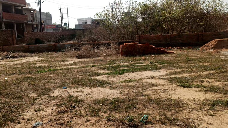 undefined, gomti nagar  4000 Sq.Ft. Plot In Gomti Nagar Lucknow 8779567