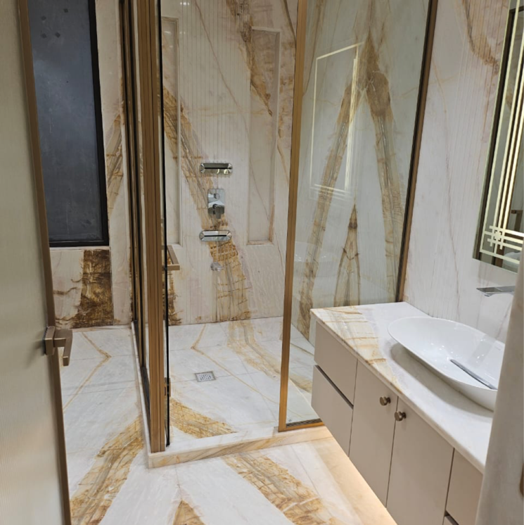 Bathroom, hong-kong-bazaar 5 Bedroom 850 Sq.Yd. Builder Floor In Sector 56 Gurgaon 8779760