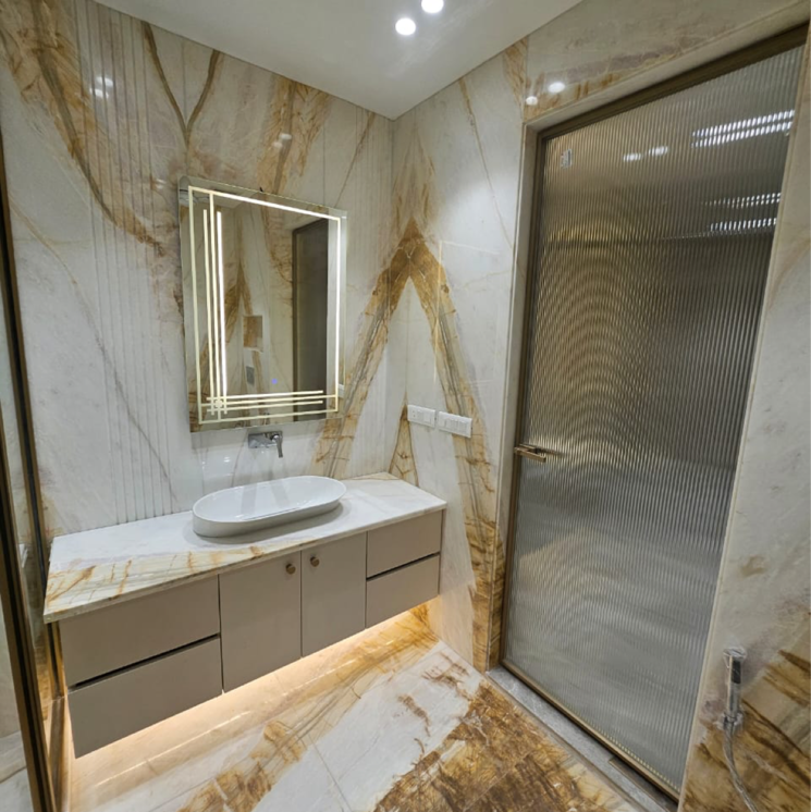 Bathroom, hong-kong-bazaar 5 Bedroom 850 Sq.Yd. Builder Floor In Sector 56 Gurgaon 8779760