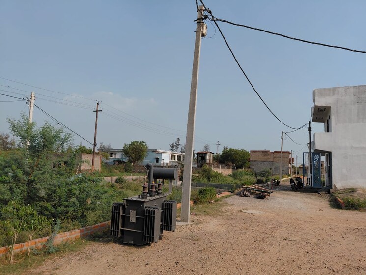 Exterior View, sector 25 yamuna expressway  100 Sq.Yd. Plot In Sector 25 Yamuna Expressway Greater Noida 8779636