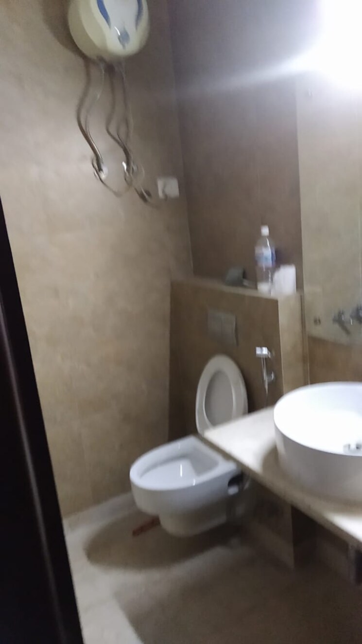 Bathroom, sector 21 2 Bedroom 1300 Sq.Ft. Builder Floor In Sector 21 Gurgaon 8779684