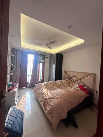 Bedroom in 1 BHK Builder Floor at Saket – for Rent