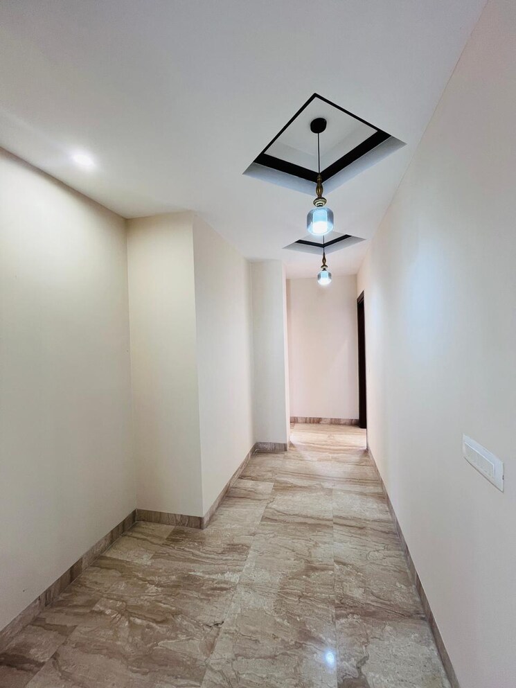 Room, suncity-essel-tower 5 Bedroom 2750 Sq.Ft. Apartment In Sector 28 Gurgaon 8779704