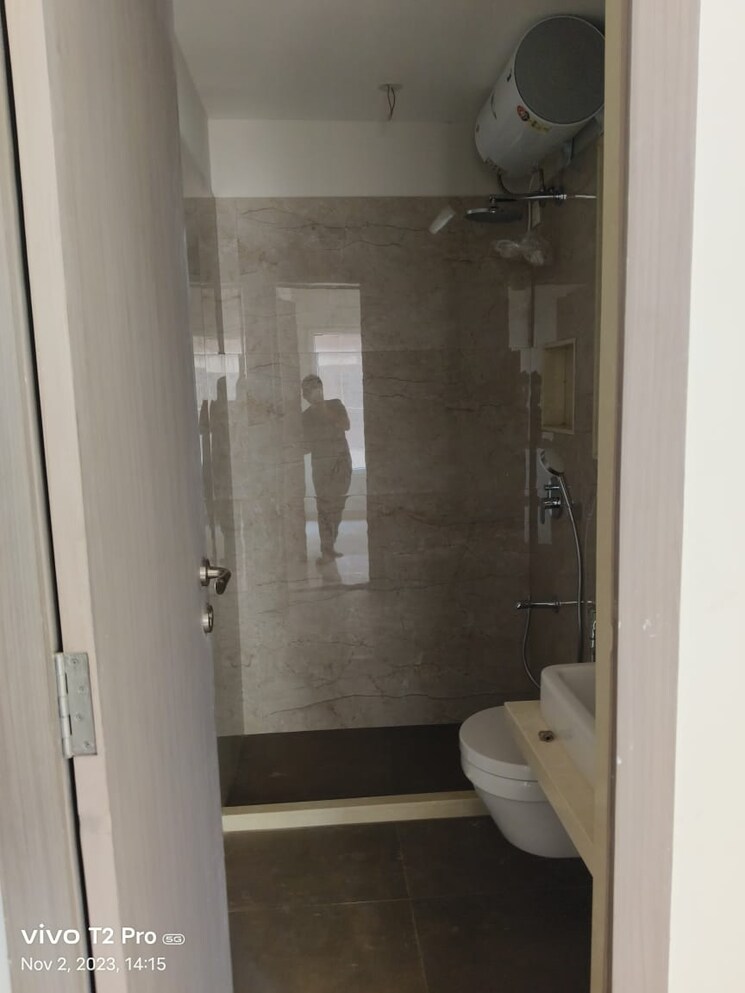 Bathroom, aashna-samadhan 1 Bedroom 420 Sq.Ft. Apartment In Goregaon West Mumbai 8779690