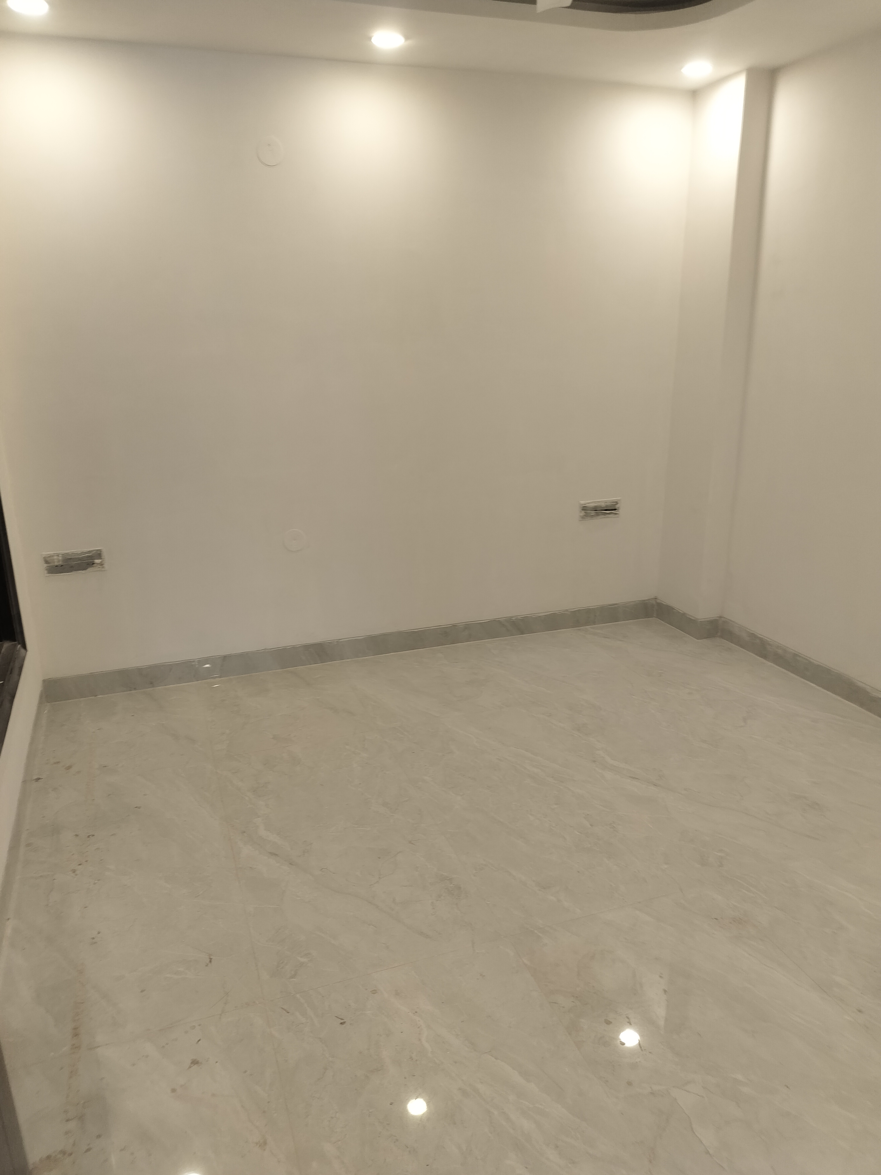 2 BHK Builder Floor For Rent in Sultanpur