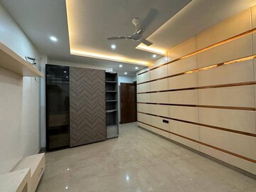Room in 3 BHK Apartment at M3M Golf Hills, Sector 79 – for Sale