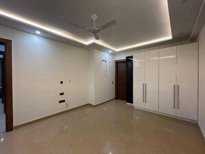 Room in 3 BHK Apartment at M3M Golf Hills, Sector 79 – for Sale