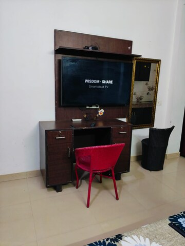Furnished Amenities in 1 BHK Builder Floor at Suncity Township Gurgaon, Sector 54 – for Rent
