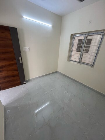 Room in 3 BHK Builder Floor at Horamavu – for Rent