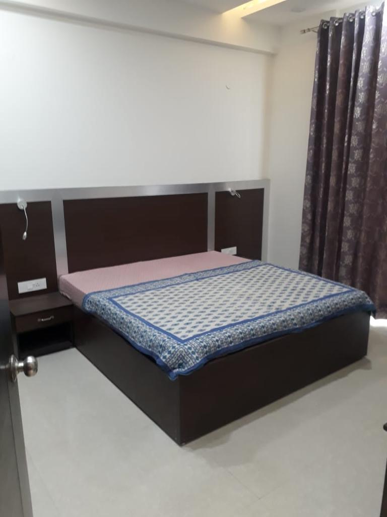 2 BHK + Pooja Room Apartment For Sale in Capital The Residences 360