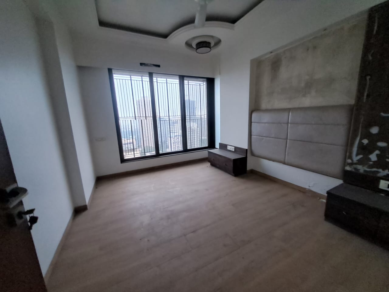 1 BHK 1250 Sq.Ft. Apartment in Nirmal Polaris