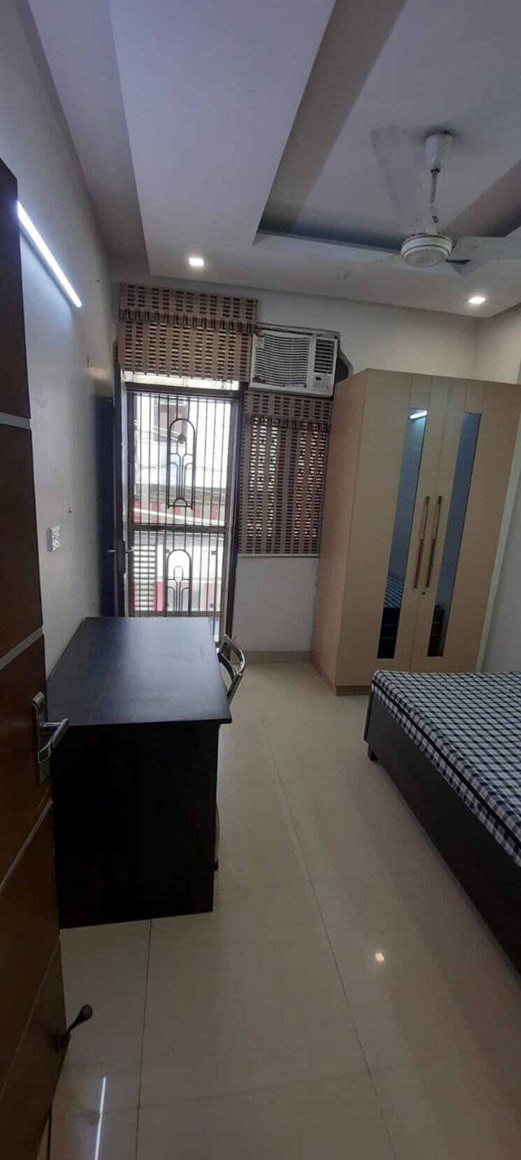 Kitchen, old rajinder nagar 3 Bedroom 950 Sq.Ft. Builder Floor In Old Rajinder Nagar Delhi 8779797