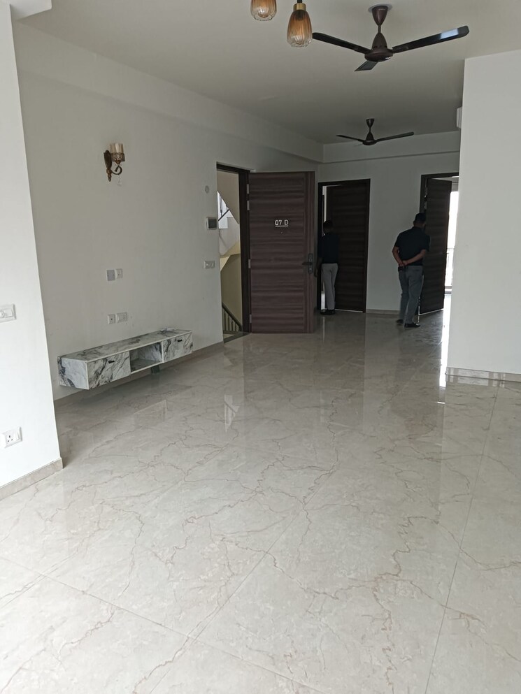 Living Room, smart-world-orchard 3 Bedroom 1712 Sq.Ft. Apartment In Sector 61 Gurgaon 8779775